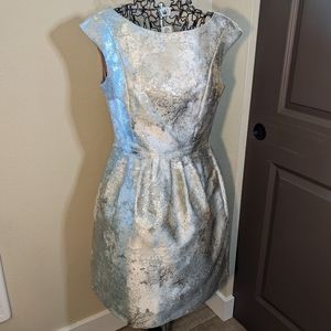 Vintage Julienne Silver Size M cocktail party celebration dress w/pockets!!